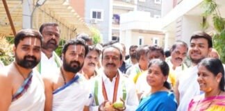 ఎంపీ ఈటల రాజేందర్ సమక్షంలో కొంపల్లిలో గణపతి ప్రతిష్ట”.|