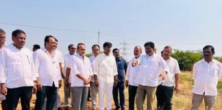 రెడ్డి కమ్యూనిటీ హాల్ స్థలాన్ని పరిశీలించిన బివి జగనేశ్వర్ రెడ్డి