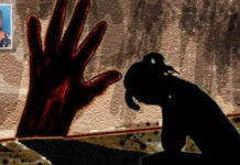 చధువు చెప్తాను’నమ్మించి మైనర్ |