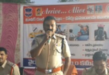 రోడ్డు భద్రత ప్రతి ఒక్కరి బాధ్యత.|