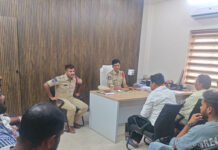 “ఆల్వాల్ పీఎస్లో ఎస్హెచ్ఓ ప్రశాంత్ ఆధ్వర్యంలో శాంతి కమిటీ మీటింగ్.|”