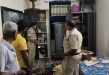 పెద్దపల్లి: ఇంటి తాళాలు పగలగొట్టి 20 తులాల వెండి చోరీ