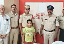 “కన్నబిడ్డను వెతికిచ్చిన దేవుళ్లు.. అల్వాల్ పోలీసుల అంకితభావానికి సెల్యూట్!