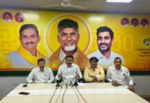 రాజకీయాల్లో జగన్ ఓ జోకర్ – గురునాథం.