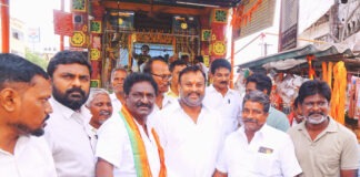 హనుమాన్ జంక్షన్ లో అభయాంజనేయ స్వామిని దర్శించుకున్న మంత్రి రాంప్రసాద్ రెడ్డి గారు