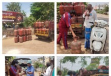 గ్యాస్ సిలిండర్లు డోర్ డెలివరీ చేయలేం