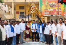 ‘అంబేద్కర్ ఆశయాలకు నేతల కృతజ్ఞత నివాళి.|