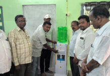 వేటపాలెం గ్రామపంచాయతీకి వాటర్ రిఫ్రిజిరేటర్ బహకరణ*