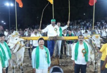 ఒంగోలు జాతి ఎద్దుల ప్రదర్శన విజేతలకు బహుమతులు ప్రధానం చేసిన మంత్రి మండిపల్లి రాంప్రసాద్ రెడ్డి