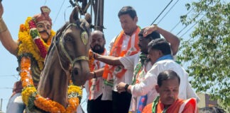 పాపన్న గౌడ్ వర్ధంతి… గౌడ సంఘంతో కలిసి ఘన నివాళులు.|