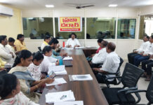 అర్హులైన ప్రతి ఒక్కరికి పింఛన్లు ఇళ్ల స్థలాలు కేటాయిస్తాం గద్దె రామ్మోహన్