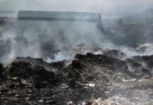 కరీంనగర్ : డంపింగ్ యార్డ్ పొగతో ప్రజలు విల విల ..!