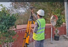 ఇంద్రకీలాద్రి కొండ చర్యల పరిశీలనకు సాంకేతిక బృందం.