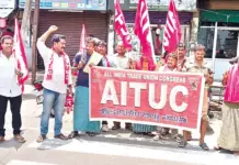 పెట్రోల్, డీజిల్ ధరలు తగ్గించాల్సిందే: కాంగ్రెస్ డిమాండ్