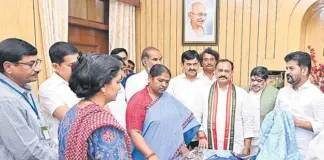 ఆసిఫాబాద్లో ఘనంగా ‘ఇందిరా మహిళా శక్తి’ చీరల పంపిణీ