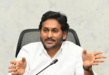 రోడ్డు ప్రమాదంపై దిగ్భ్రాంతి వ్యక్తం చేసిన మాజీ సీఎం జగన్