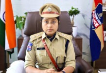 “బండి భగీరథ్ కేసులో SIT దర్యాప్తు.. రాజకీయాలు, మీడియా తీరు చుట్టూ కొనసాగుతున్న చర్చ.|