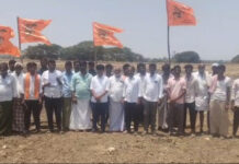 నది కైరవాడిలో శ్రీ ఆంజనేయ స్వామి దేవాలయం భూమి రెవెన్యూ కన్ను