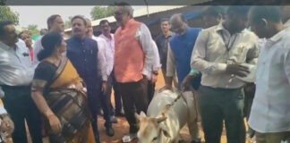 కేంద్ర జౌళి శాఖ మంత్రి గిరిరాజ్ సింగ్ ఏపీ పర్యటన
