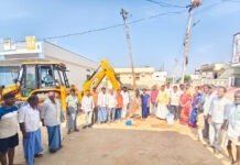 గ్రామ సర్పంచ్ ఆధ్వర్యంలో నూతన అండర్ డ్రైనేజీ పనులు ప్రారంభం