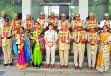 పదవి విరమణ పొందిన పోలీస్ అధికారులకు ఆత్మీయ వీడుకోలు