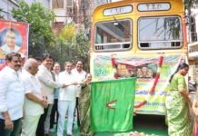మండవ కుటుంబారావు మూడవ వర్ధంతి సందర్భంగా టిటిడి కి 15 టన్నుల కూరగాయల లారీ ప్రారంభ సేవ