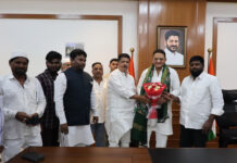 యూసుఫ్ నగర్ అభివృద్ధిపై మంత్రిని కలిసిన ఎమ్మెల్యే మాధవరం|