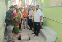 మీ వార్డులో – మీ ఎమ్మెల్యే’ కార్యక్రమంలో షాజహాన్ బాషా.|