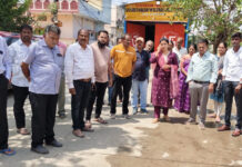 “వాసవీ నగర్లో పౌర సమస్యలపై మాజీ కార్పొరేటర్ శాంతి శ్రీనివాస్ రెడ్డి పర్యటన.”|