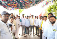 సుంకేసుల గ్రామంలో వివాహ వేడుకలో పాల్గొన్న గూడూరి ఎరిక్షన్ బాబు గారు|