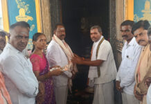 ఉమా మహేశ్వర స్వామి ఆలయ వార్షికోత్సవాల్లో ఎమ్మెల్యే గండ్ర|