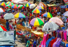 Delhi Retail Markets See Strong Weekend Demand|