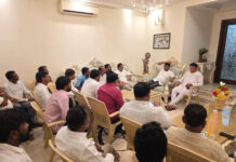 బిగాల గణేష్ను పరామర్శించిన మాజీ ఎమ్మెల్యే జీవన్ రెడ్డి