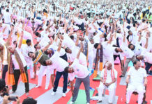 హైదరాబాద్ పరేడ్ గ్రౌండ్స్లో ఘనంగా ‘యోగా పుష్కర వైభవం’|