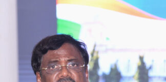 ఓట్ల తొలగింపును తిప్పికొట్టాలి: మంత్రి వివేక్మంత్రి వివేక్,