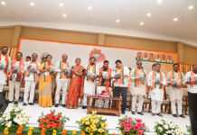 ‘నరేంద్ర విజయం’ పుస్తకావిష్కరణ.|