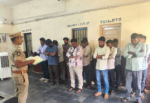 నేరాలు మానుకోవాలి: రౌడీ షీటర్లకు పోలీసుల కౌన్సిలింగ్|