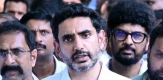 ఉక్కు కార్మికులకు జగన్ క్షమాపణ చెప్పాల్సిందే: లోకేశ్