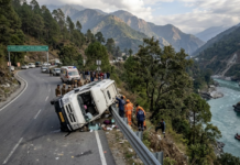 Fatal Tempo Traveler Crash on Badrinath Highway; Alaknanda River Search Continues