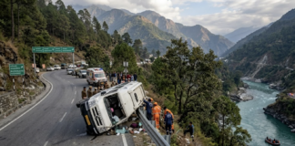 Fatal Tempo Traveler Crash on Badrinath Highway; Alaknanda River Search Continues
