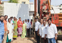 “ధోబీఘాట్లో బోర్వెల్ పనులకు శ్రీకారం చుట్టిన శాంతి శ్రీనివాస్ రెడ్డి.|