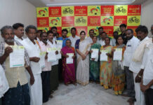 పేదల కష్టాల్లో ప్రభుత్వము సీఎం సహాయనిధి చెక్కుల పంపిణీ|