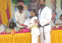 తైక్వాండోలో రెడ్బెల్ట్ సాధించిన పి.జ్ఞానవి.|