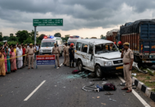 Tragic Road Accident in Ramgarh Leaves Seven People Dead|