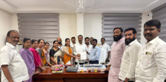మున్సిపల్ కమిషనర్తో భేటీ – డివిజన్ అభివృద్ధిపై చర్చ!