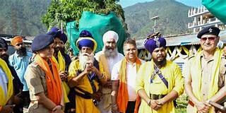 Nihang-Police Standoff Ends Peacefully in Uttarakhand|