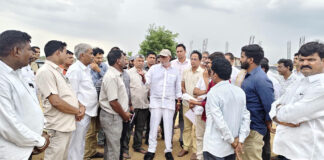 లక్సెట్టిపేటలో ధాన్యం గోదాముల కోసం ఎమ్మెల్యే స్థల పరిశీలన|