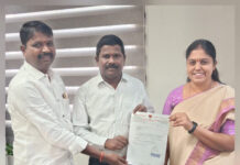 వర్షాకాలం నేపథ్యంలో డివిజన్ సమస్యలపై కమిషనర్కు వినతి: