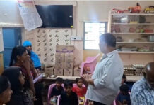 స్వచ్ఛ ఆంధ్ర కార్యక్రమంలో అంగన్వాడీ కేంద్రాన్ని తనిఖీ చేసిన చల్లా బాబు|