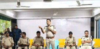 మారితే మేలు.. లేకపోతే జైలు.|